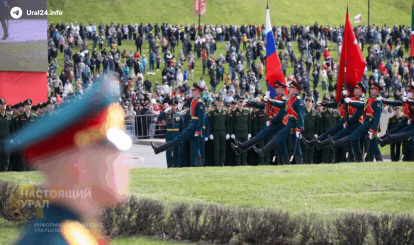 Военный парад без&nbsp;техники и&nbsp;онлайн‑полк без&nbsp;интернета